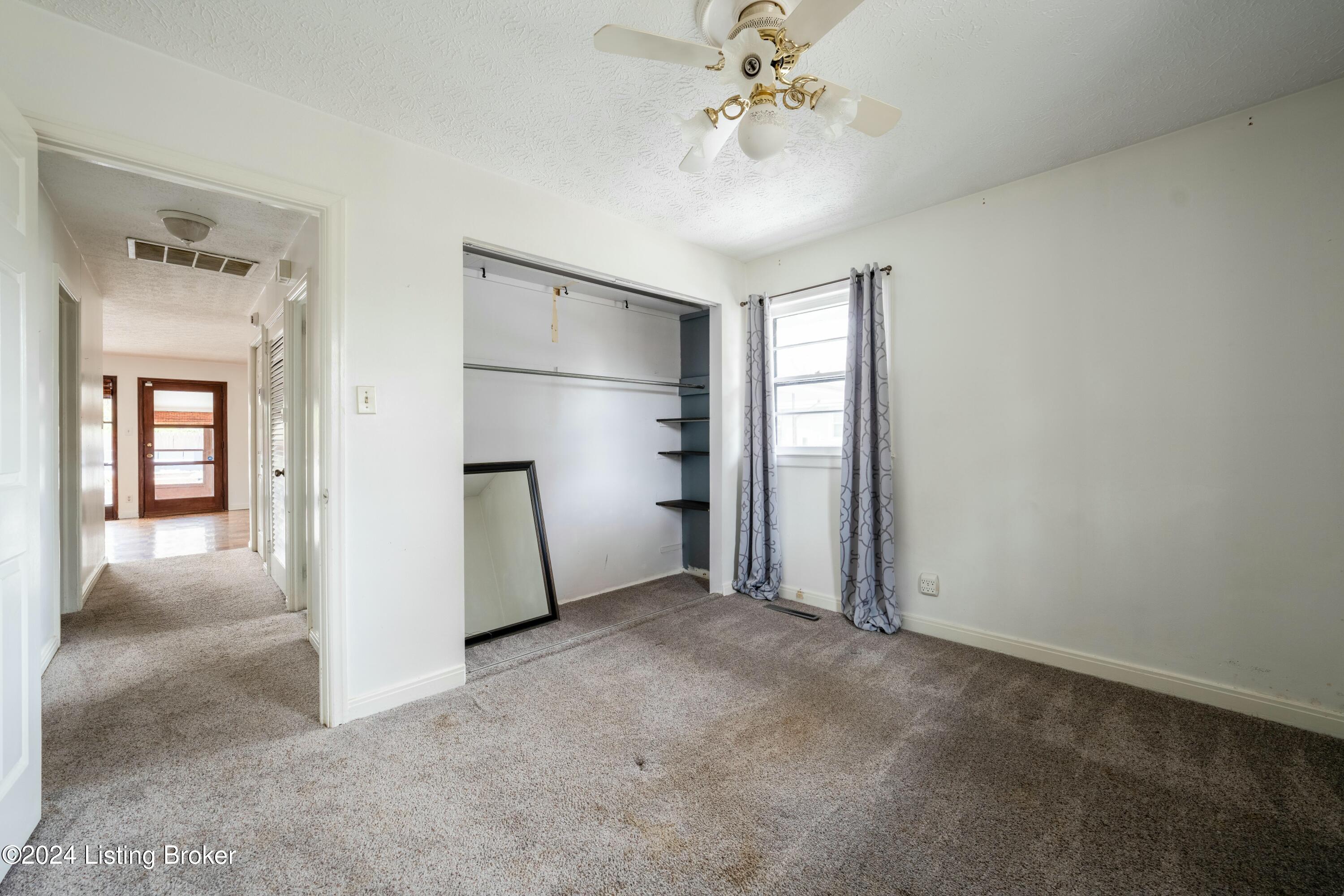 3134 Radiance Road Louisville, KY 40220 - Photo 21 of 34 tempImagePuGq2S