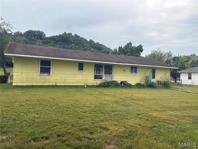 $55,000 | 5503 Michael Hamburg Road, Michael, IL 62065