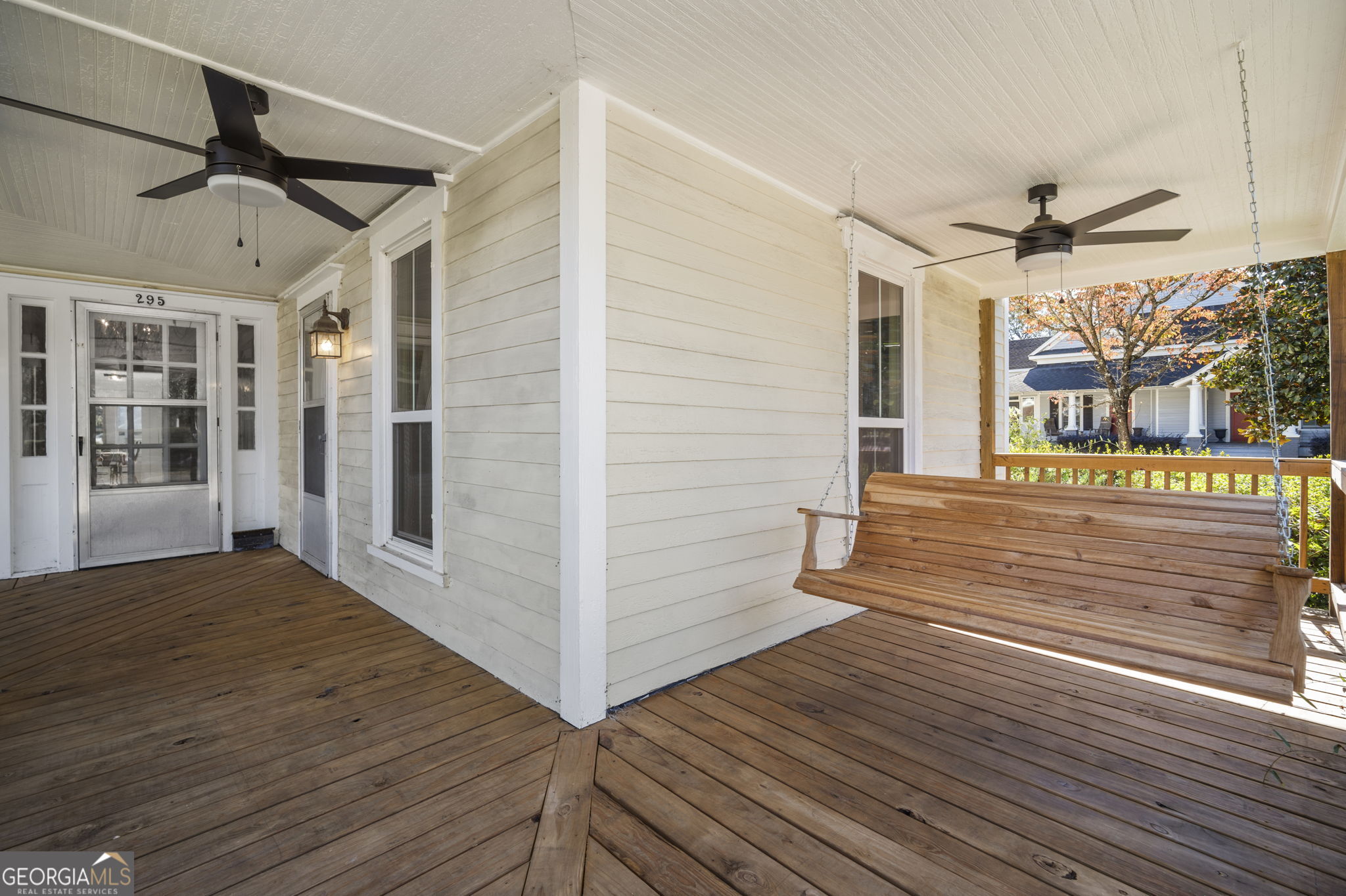 295 South Lewis Street Metter, GA 30439 - Photo 21 of 24 an empty space with wooden floor