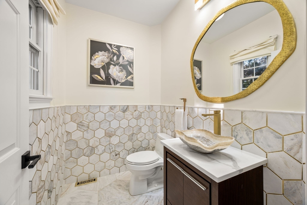 15 Jenna Circle Needham, MA 02492 - Photo 13 of 29