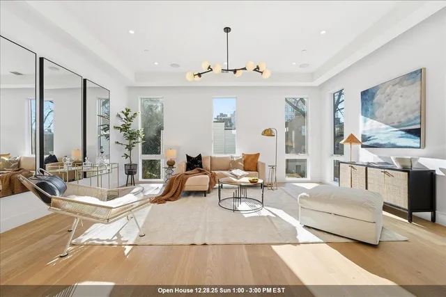 $1,080,000 | 105 Laidlaw Avenue, Unit 3, Jersey City, NJ 07306