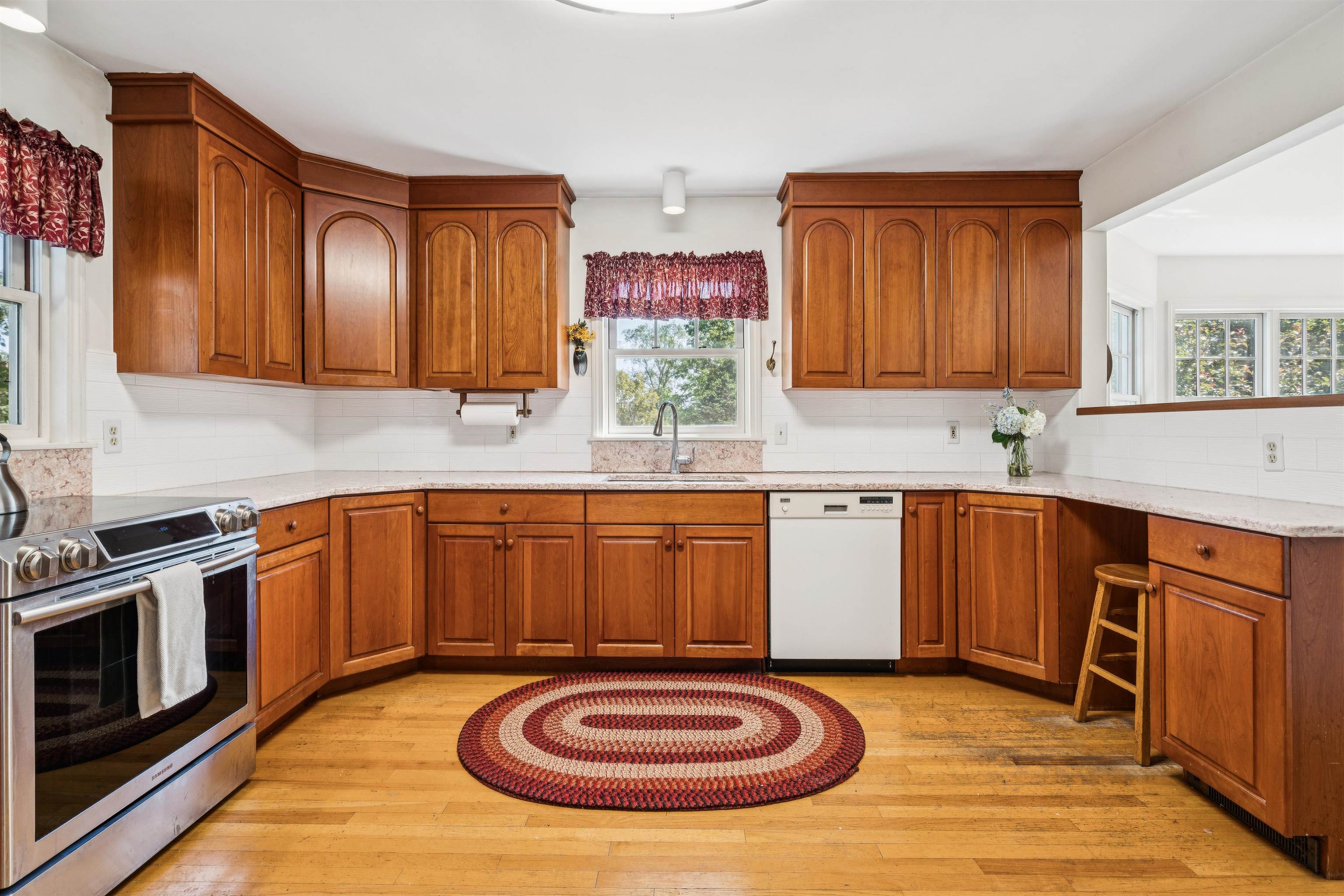 187 Hopson Road Norwich, VT 05055 - Photo 18 of 49