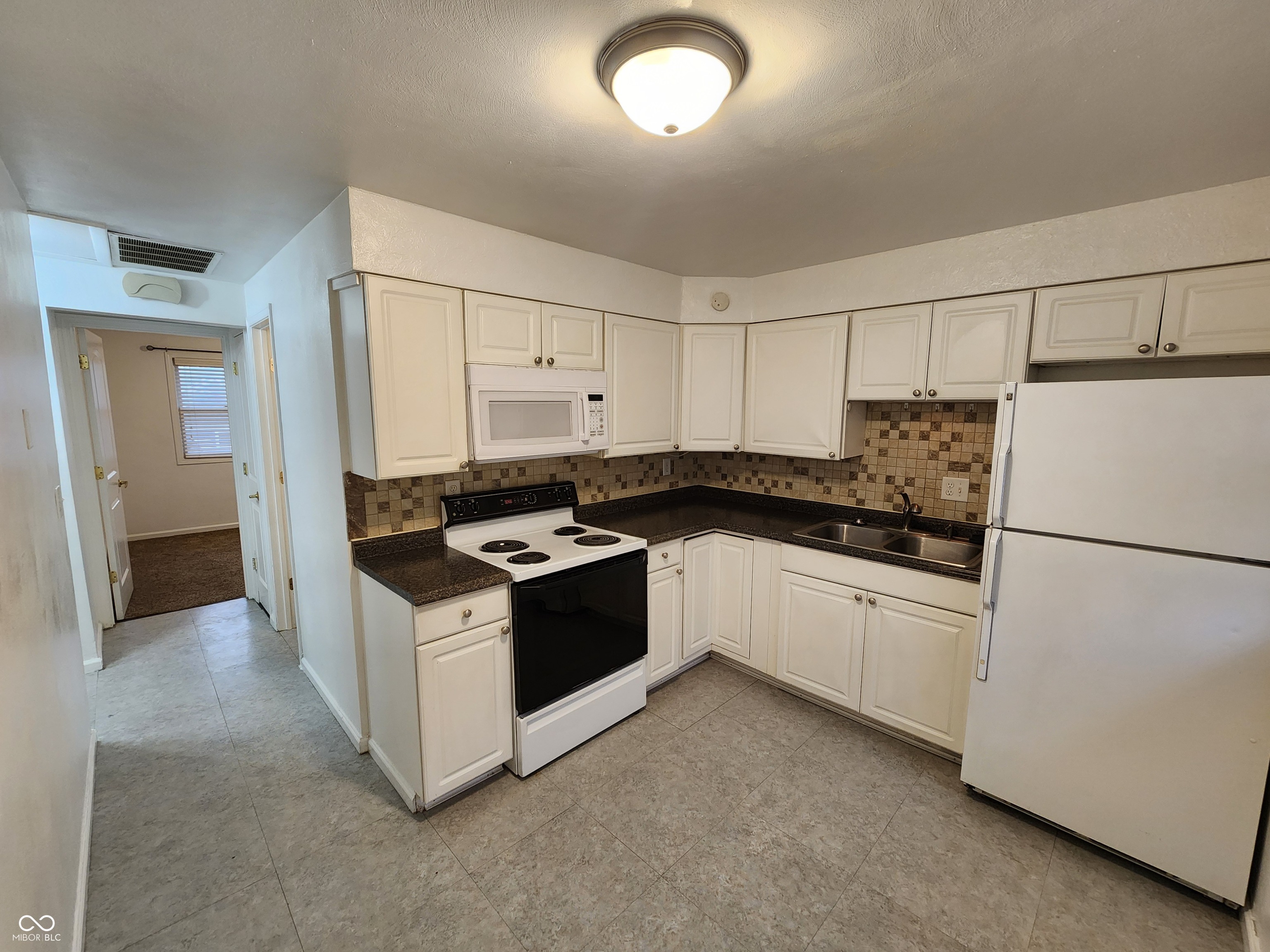 120 West Street, Unit B Pendleton, IN 46064 - Photo 19 of 20