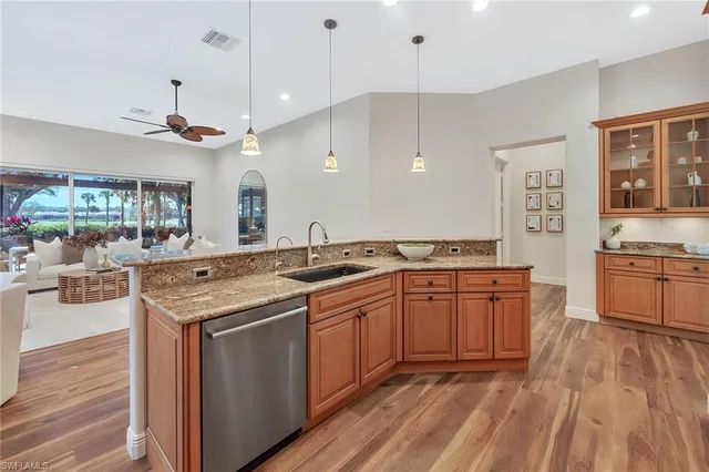 $1,495,000 | 977 Tierra Lago Way, Naples, FL 34119