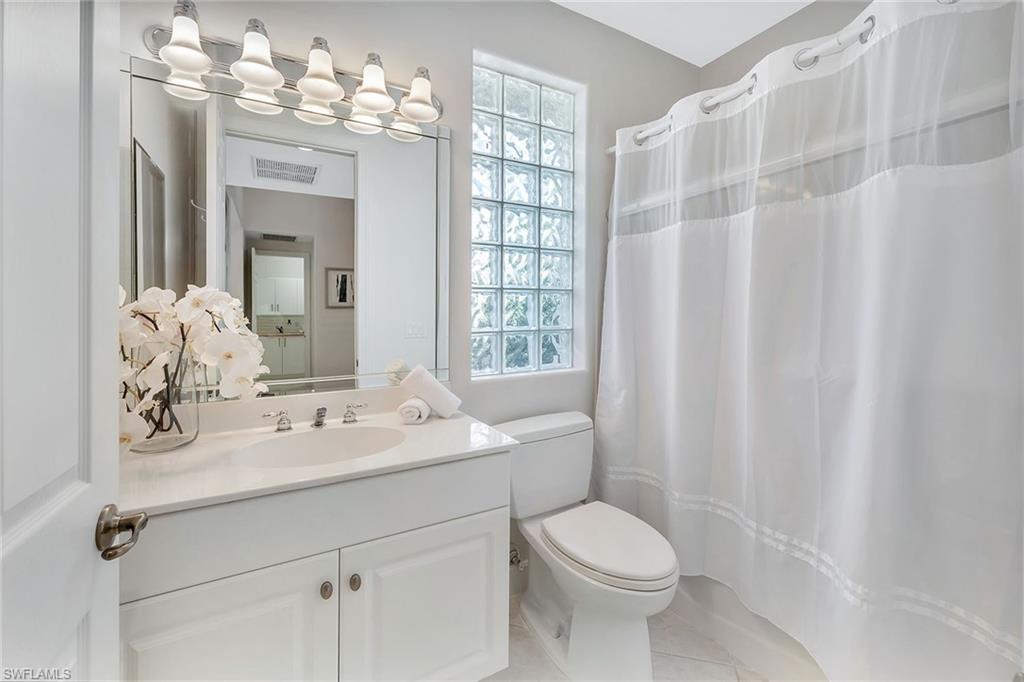 977 Tierra Lago Way Naples, FL 34119 - Photo 33 of 46