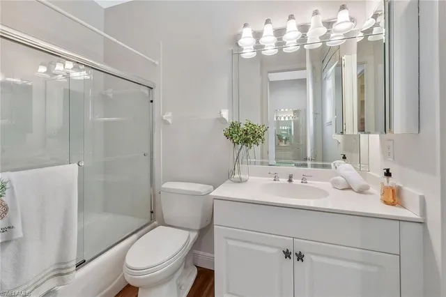 $1,495,000 | 977 Tierra Lago Way, Naples, FL 34119