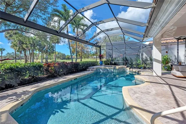 $1,495,000 | 977 Tierra Lago Way, Naples, FL 34119