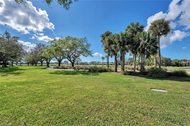 $1,495,000 | 977 Tierra Lago Way, Naples, FL 34119