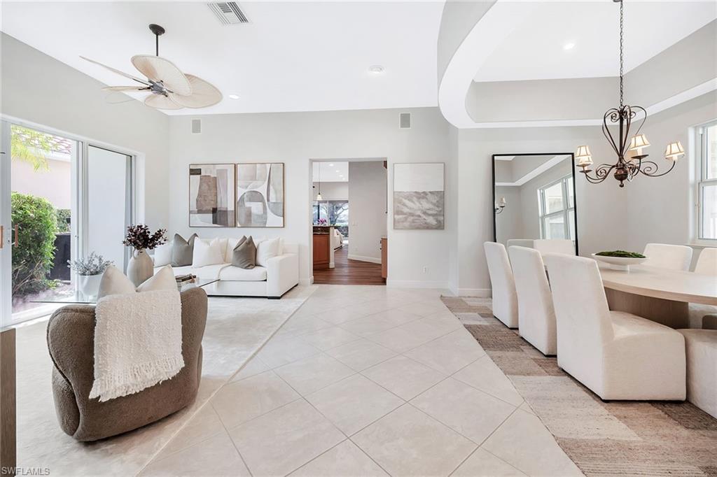 977 Tierra Lago Way Naples, FL 34119 - Photo 6 of 46