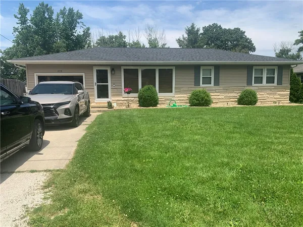 $190,000 | 320 Debby Drive, Mount Zion, IL 62549