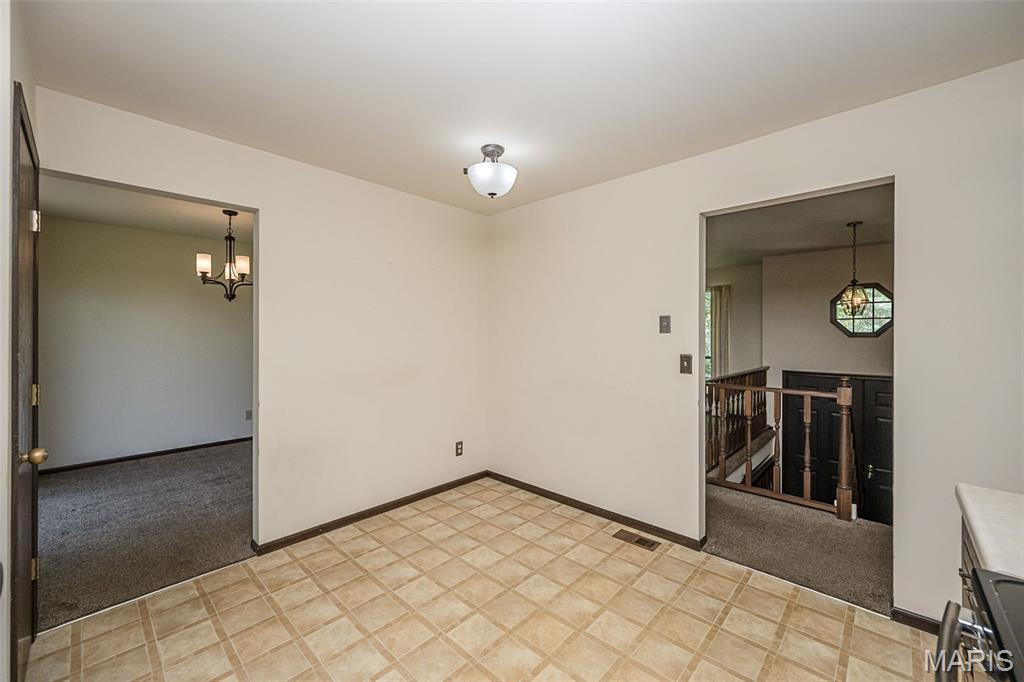 4216 Elkhart Lake Road St. Charles, MO 63304 - Photo 16 of 37