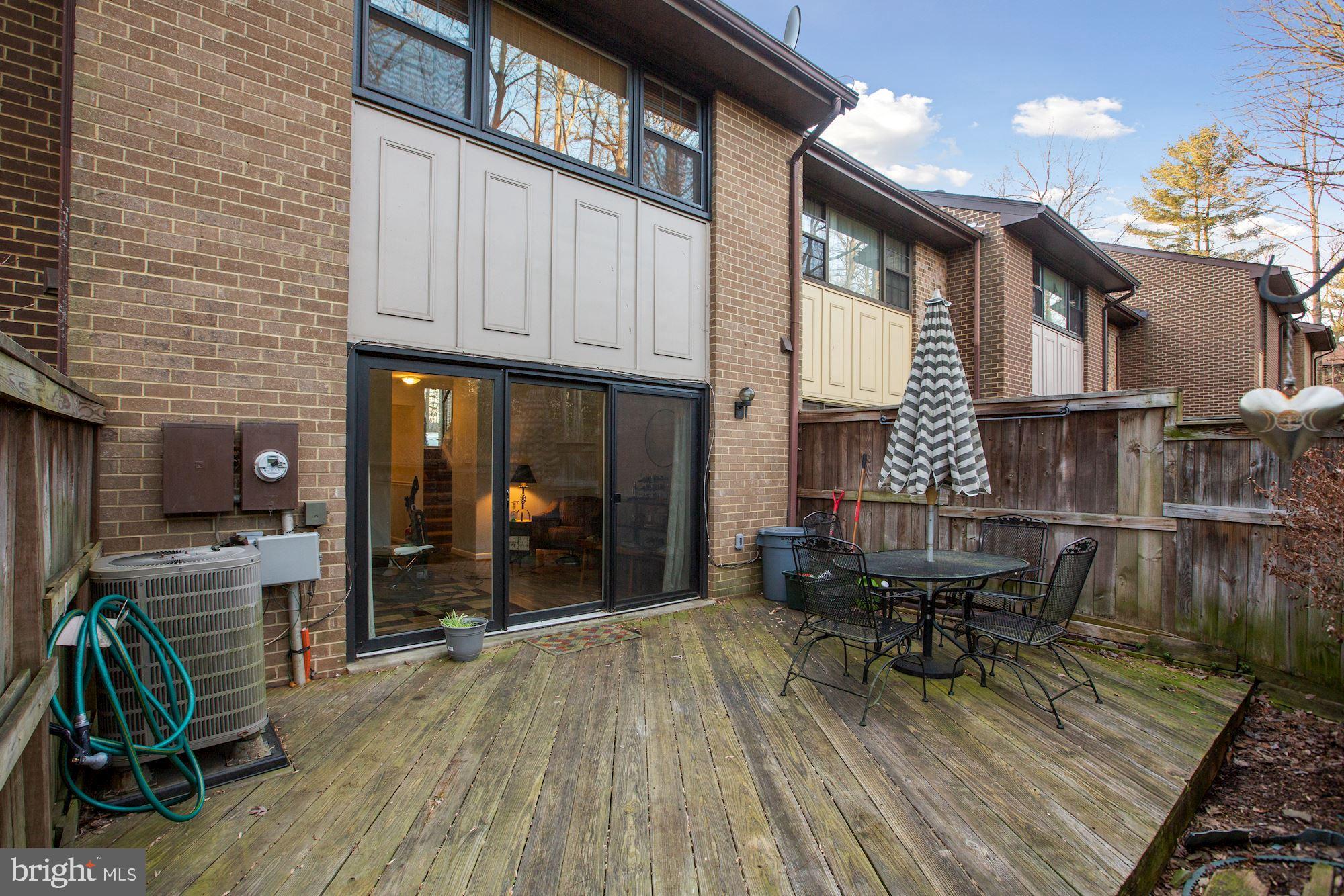 2031 Headlands Circle Reston, VA 20191 - Photo 7 of 9 Lots of room for outside entertaining