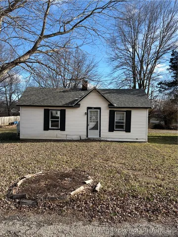 $89,999 | 1806 Edgewood Drive, Charlestown, IN 47111