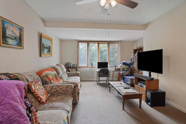 $1,199,000 | 70-49 66th Place, Unit 2S | Glendale