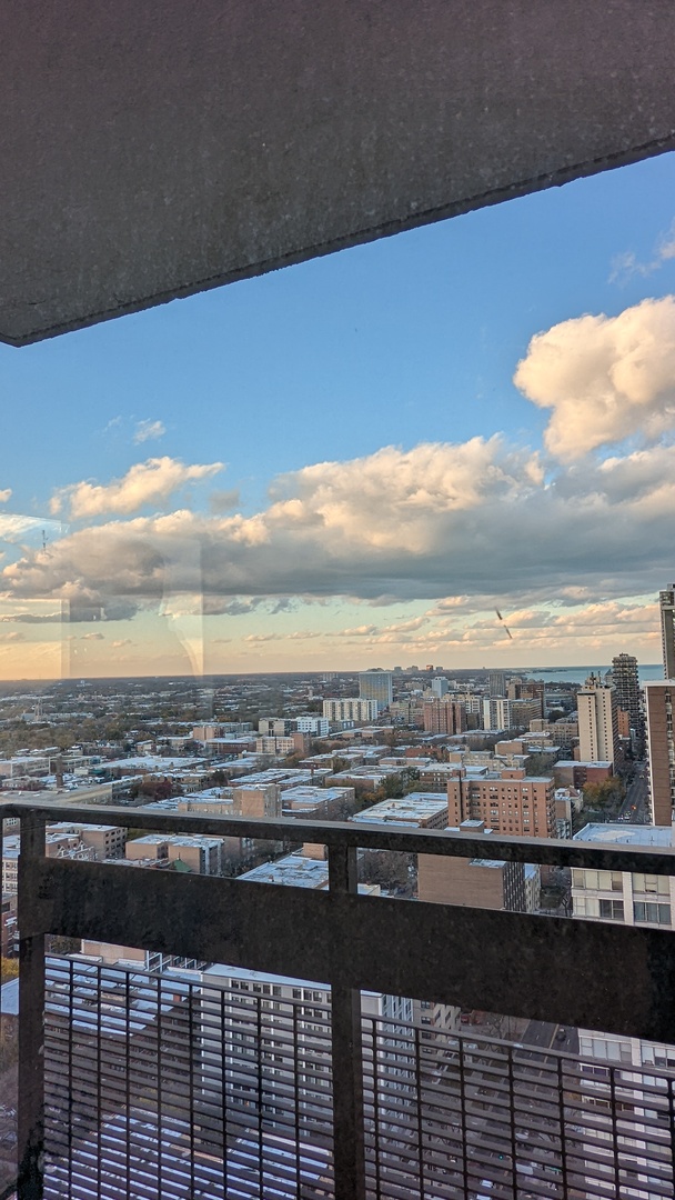 5701 North Sheridan Road, Unit 30B Chicago, IL 60660 - Photo 8 of 9 a view of city with ocean