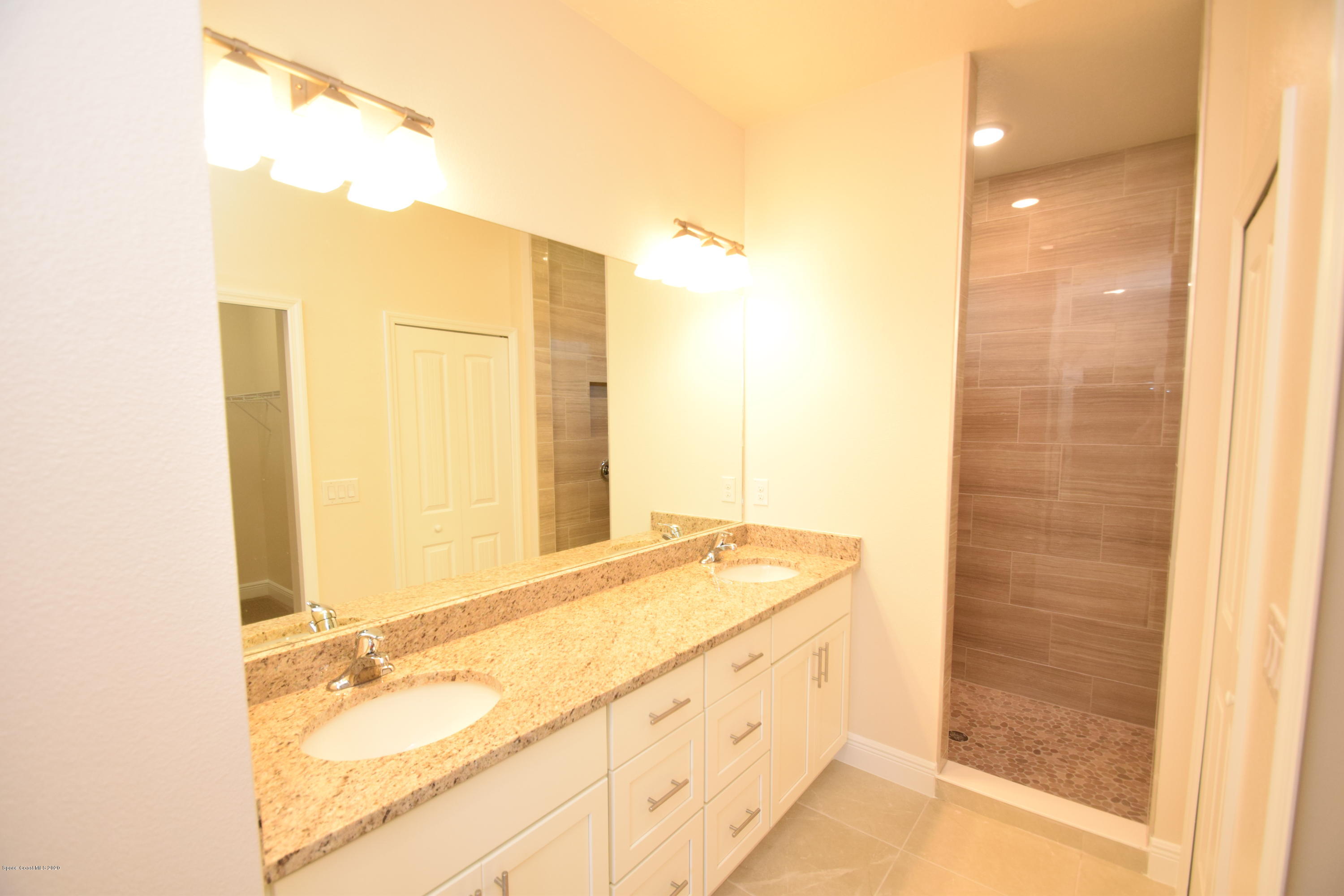 2271 Angel Road Palm Bay, FL 32909 - Photo 19 of 57 20