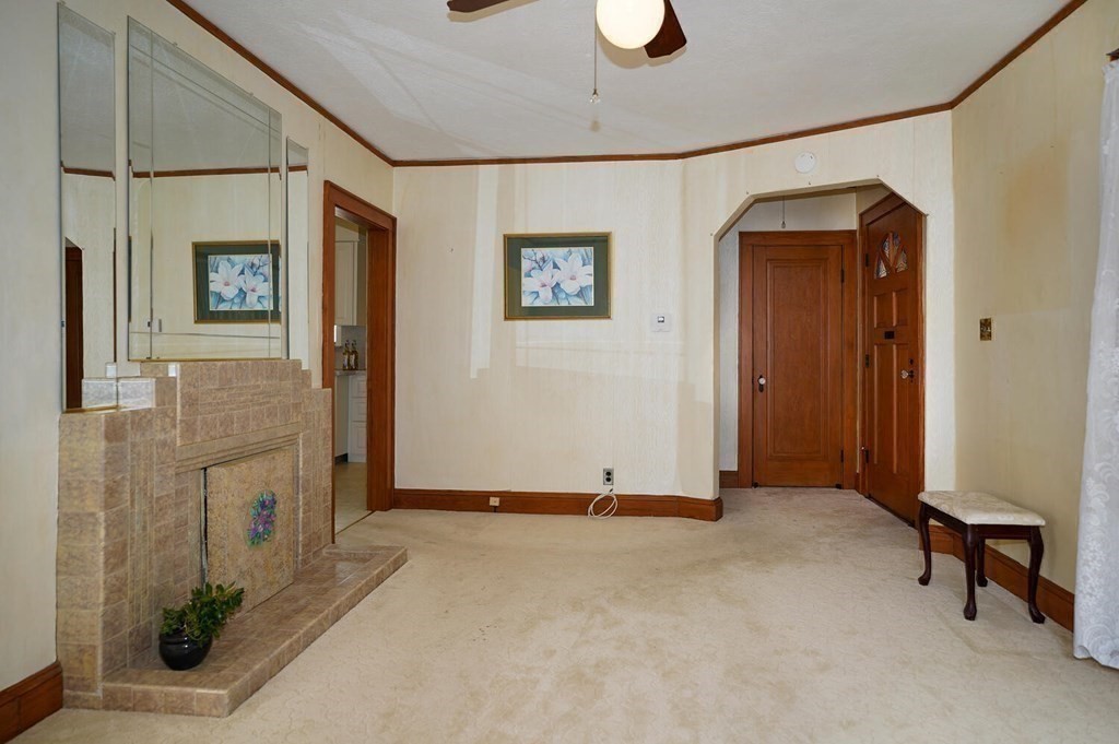 14 Carl Road Arlington, MA 02474 - Photo 5 of 28 Gallery Image 5