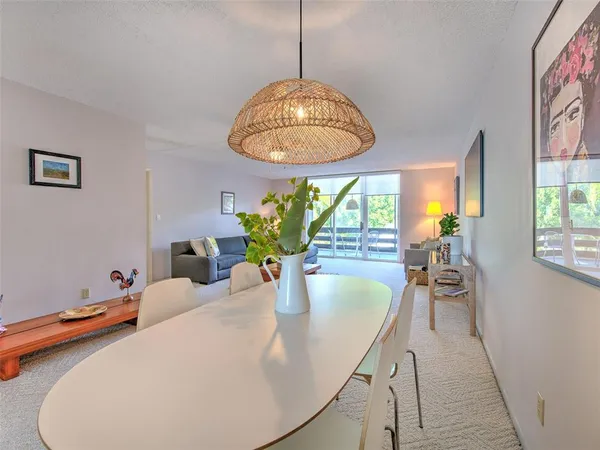 $4,000 | 744 Bayport Way, Unit 744, Longboat Key, FL 34228