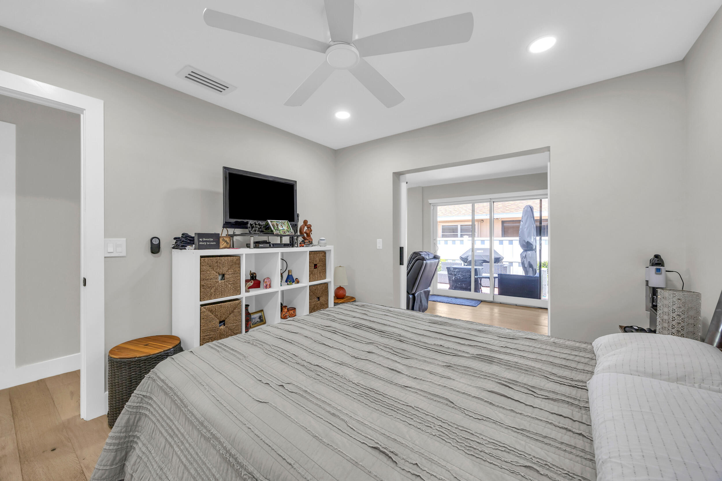 8076 Sweetbriar Way Boca Raton, FL 33496 - Photo 12 of 28 21_8p3a8045