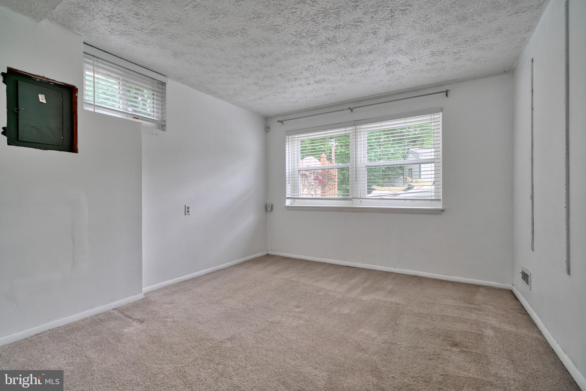 18 Johnson Road Pasadena, MD 21122 - Photo 28 of 39 Gallery Image 28