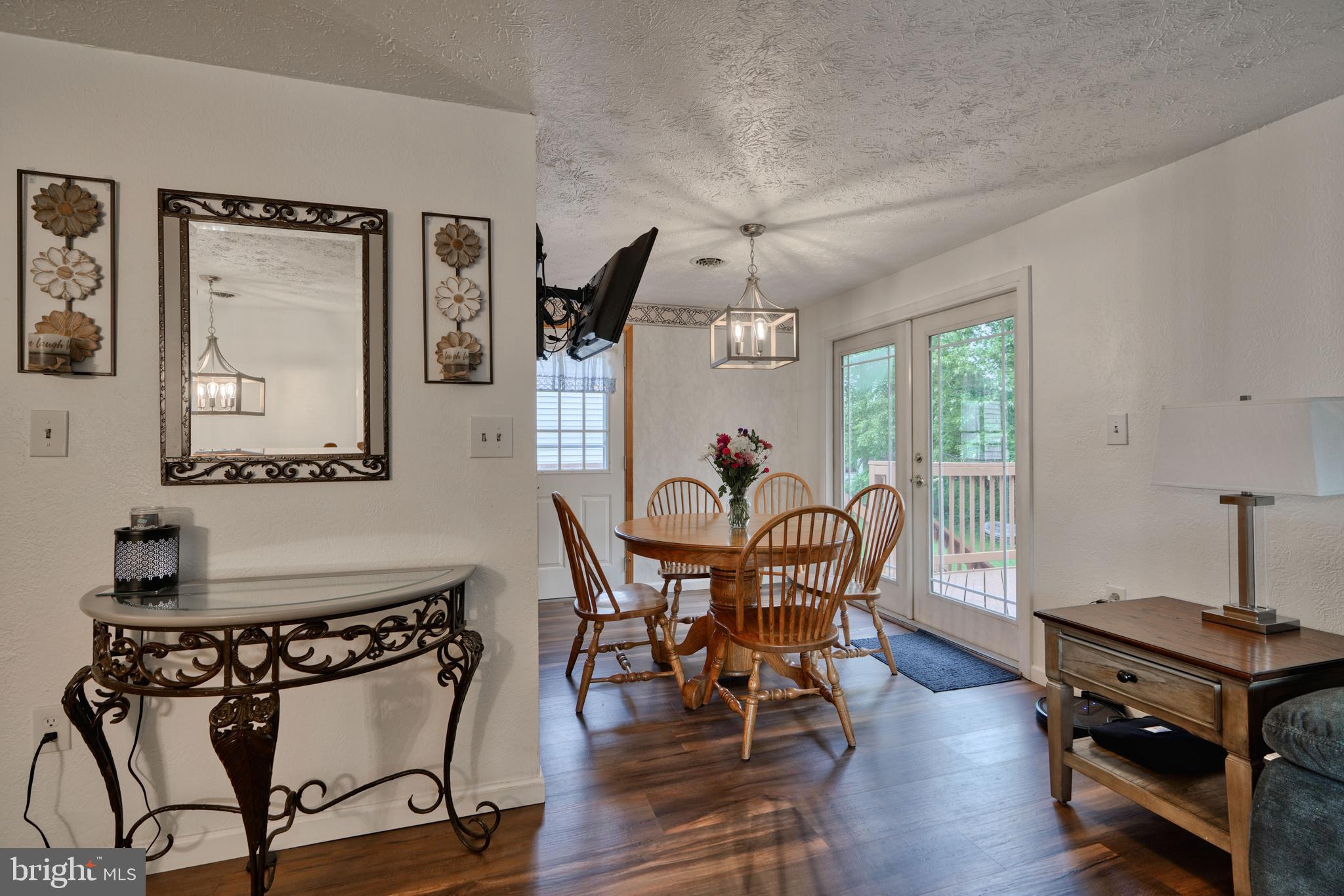 18 Johnson Road Pasadena, MD 21122 - Photo 8 of 39 Gallery Image 8