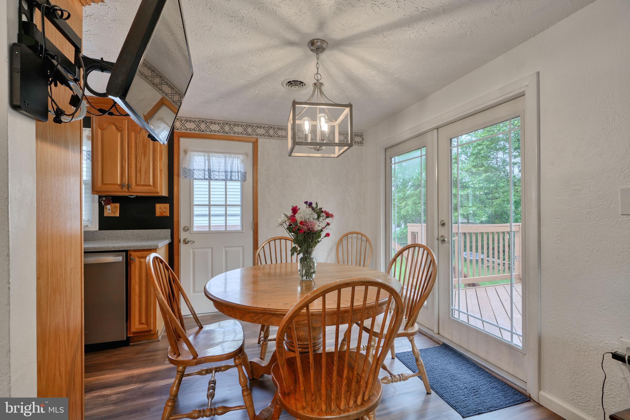 18 Johnson Road Pasadena, MD 21122 - Photo 9 of 39 Gallery Image 9