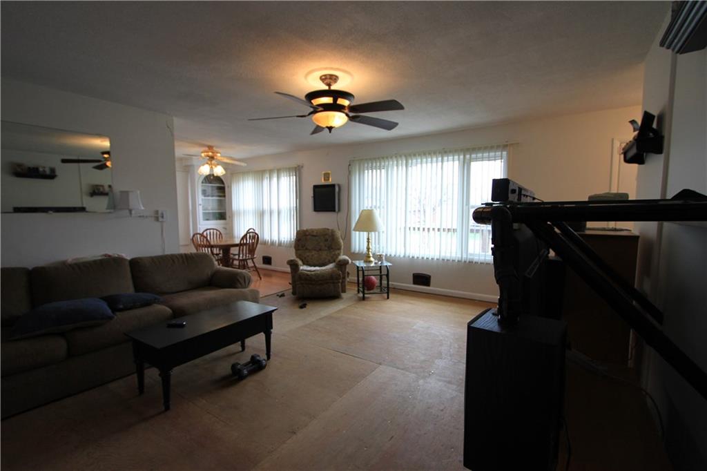 1729 East Thompson Road Indianapolis, IN 46227 - Photo 3 of 13 Gallery Image 3