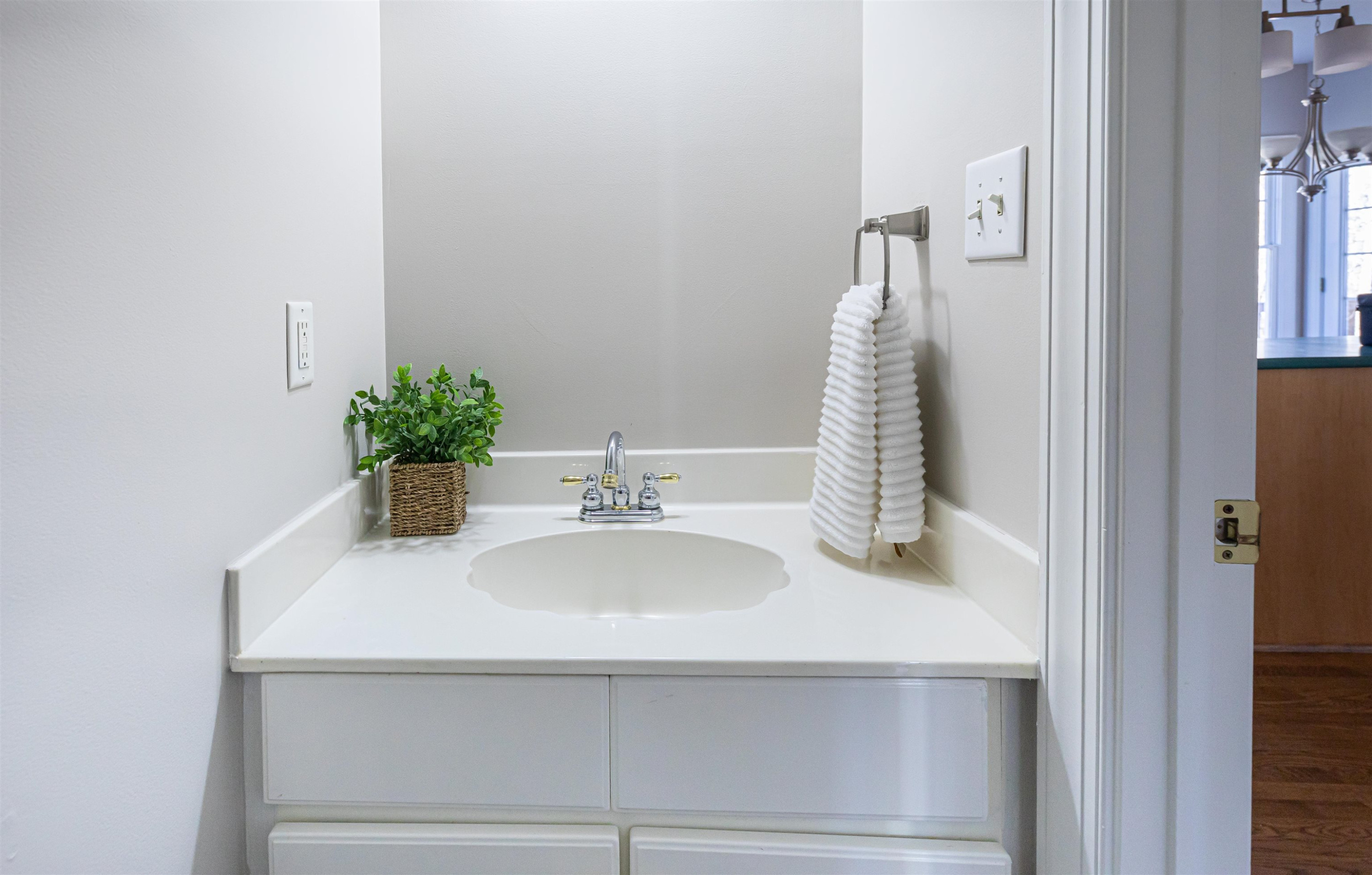 10401 Hallingdale Court Raleigh, NC 27614 - Photo 28 of 37 Half Bath
