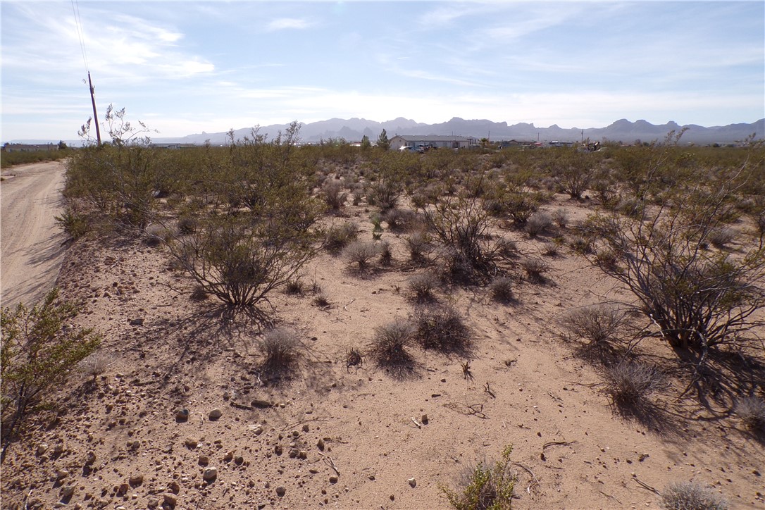 3895 Hoover Road Golden Valley, AZ 86413 - Photo 25 of 40 Gallery Image 25