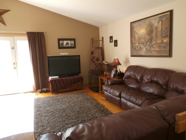 206 Roy Avenue Rochelle, IL 61068 - Photo 4 of 16