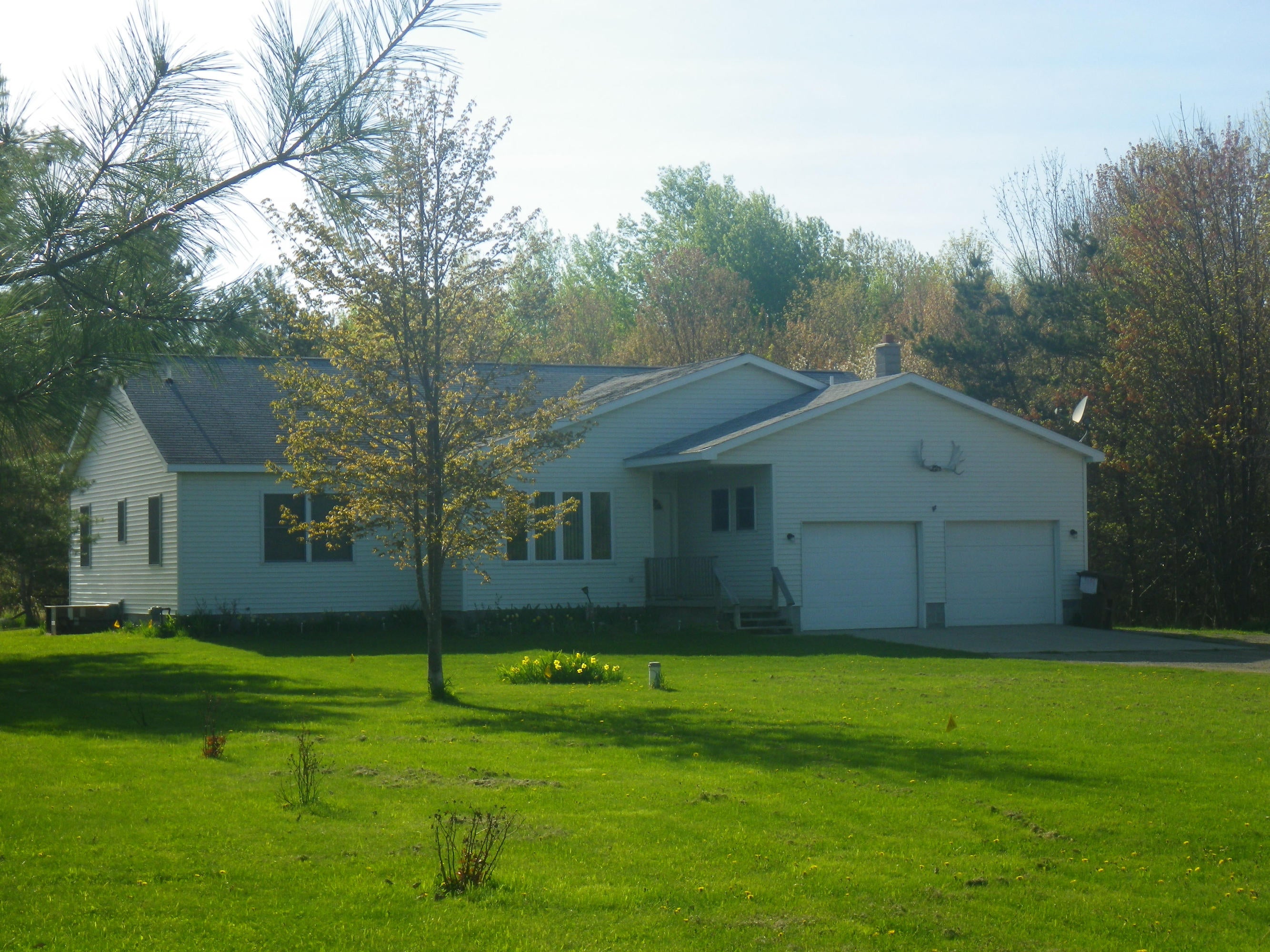 8445 Galbraith Road Cheboygan, MI 49721 - Photo 1 of 26 Gallery Image 1