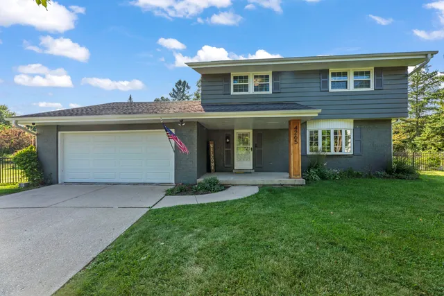 $579,900 | 4265 Williams Court, Brookfield, WI 53045