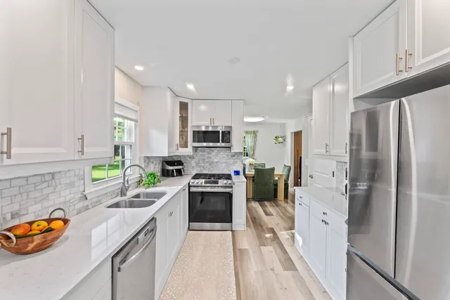 $579,900 | 4265 Williams Court, Brookfield, WI 53045