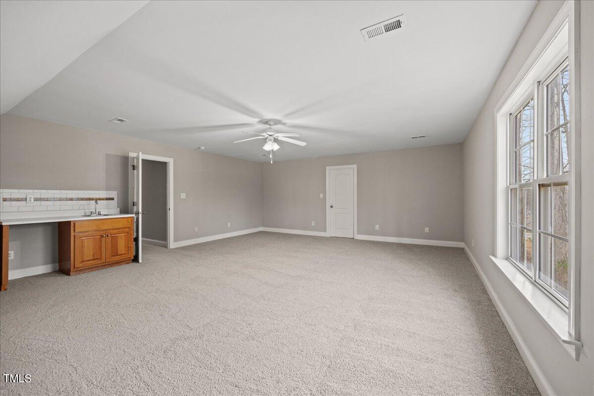 1401 Kabanek Raleigh, NC 27603 - Photo 30 of 42 32-2A1A3731