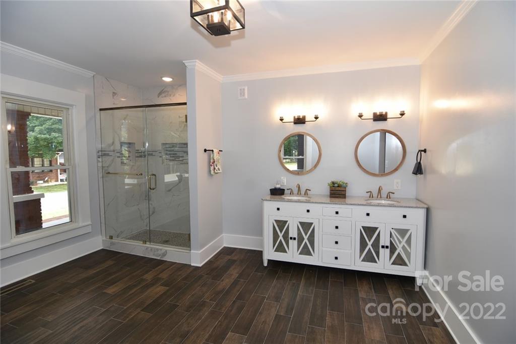 116 10th Street Southwest Conover, NC 28613 - Photo 12 of 21 Gallery Image 12