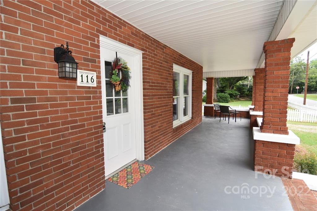 116 10th Street Southwest Conover, NC 28613 - Photo 3 of 21 Gallery Image 3