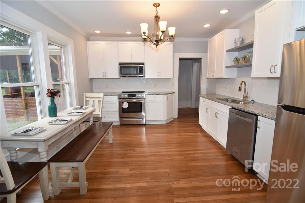 116 10th Street Southwest Conover, NC 28613 - Photo 8 of 21 Gallery Image 8