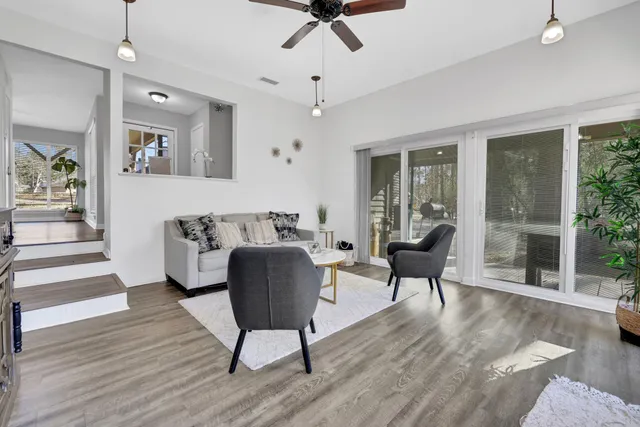 $250,000 | 10 Drift Wood Lane, Coldspring, TX 77331