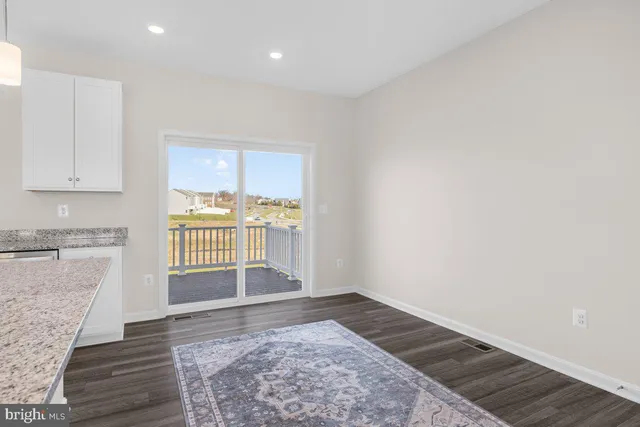 $2,190 | 569 Seeback Drive, Charles Town, WV 25414