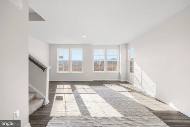 $2,190 | 569 Seeback Drive, Charles Town, WV 25414