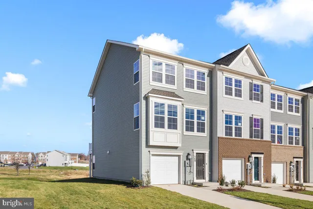 $2,190 | 569 Seeback Drive, Charles Town, WV 25414