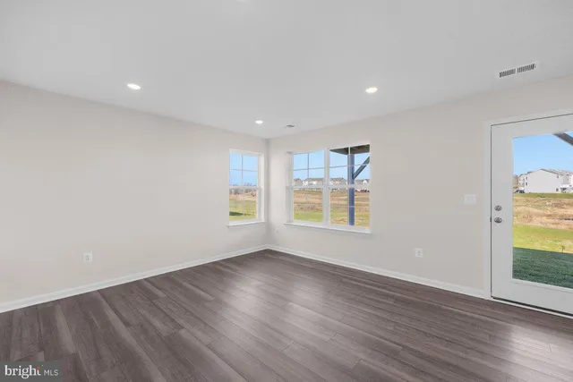 $2,190 | 569 Seeback Drive, Charles Town, WV 25414