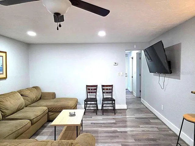 $450,000 | 6886 49th Avenue North, St. Petersburg, FL 33709