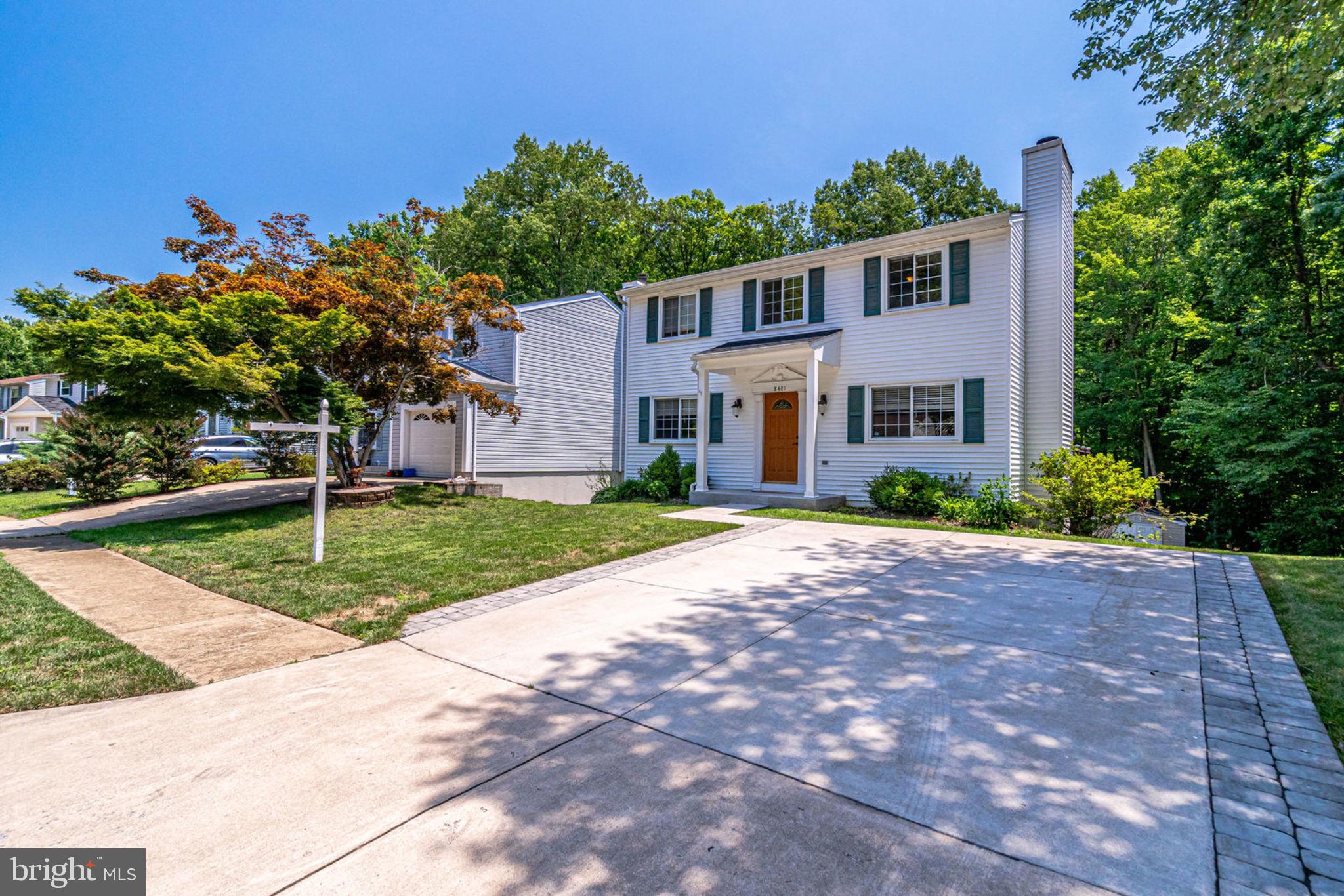 8481 Magic Tree Court Springfield, VA 22153 - Photo 2 of 48 Gallery Image 2