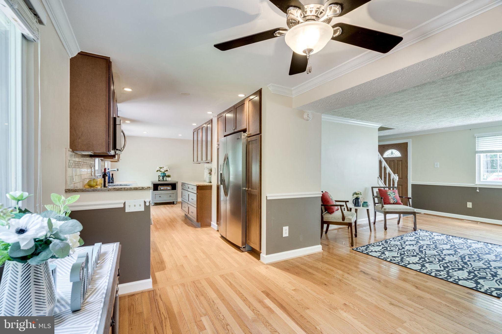 8481 Magic Tree Court Springfield, VA 22153 - Photo 11 of 48 Gallery Image 11