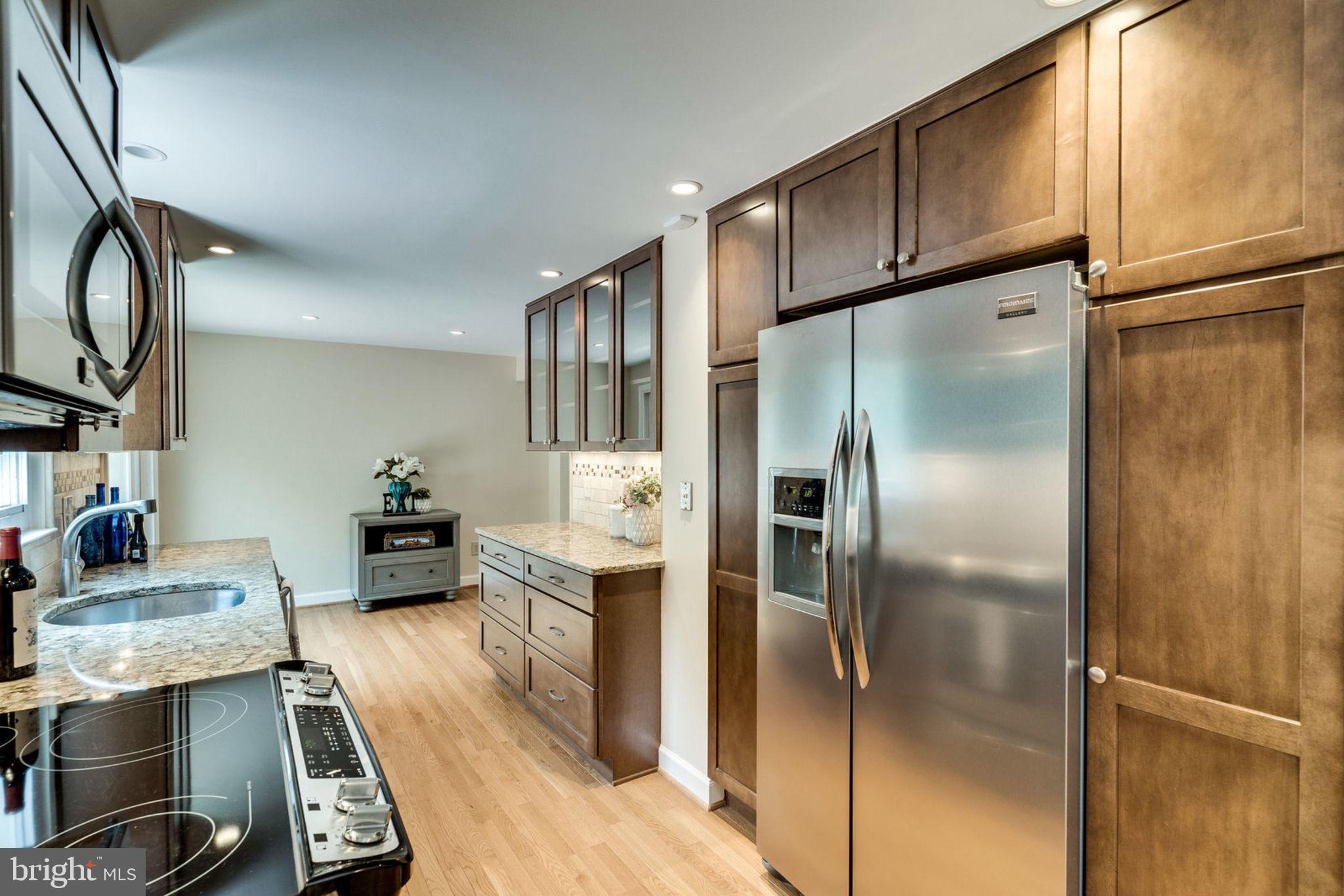 8481 Magic Tree Court Springfield, VA 22153 - Photo 13 of 48 Gallery Image 13