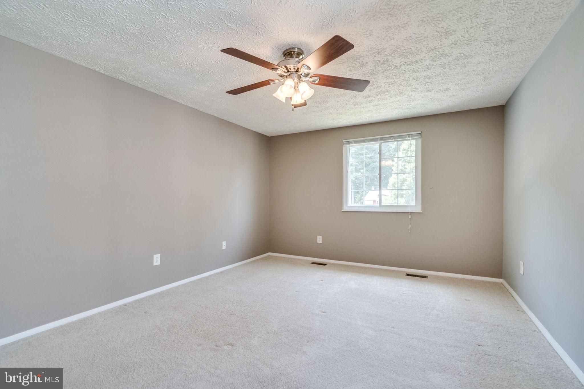 8481 Magic Tree Court Springfield, VA 22153 - Photo 23 of 48 Gallery Image 23