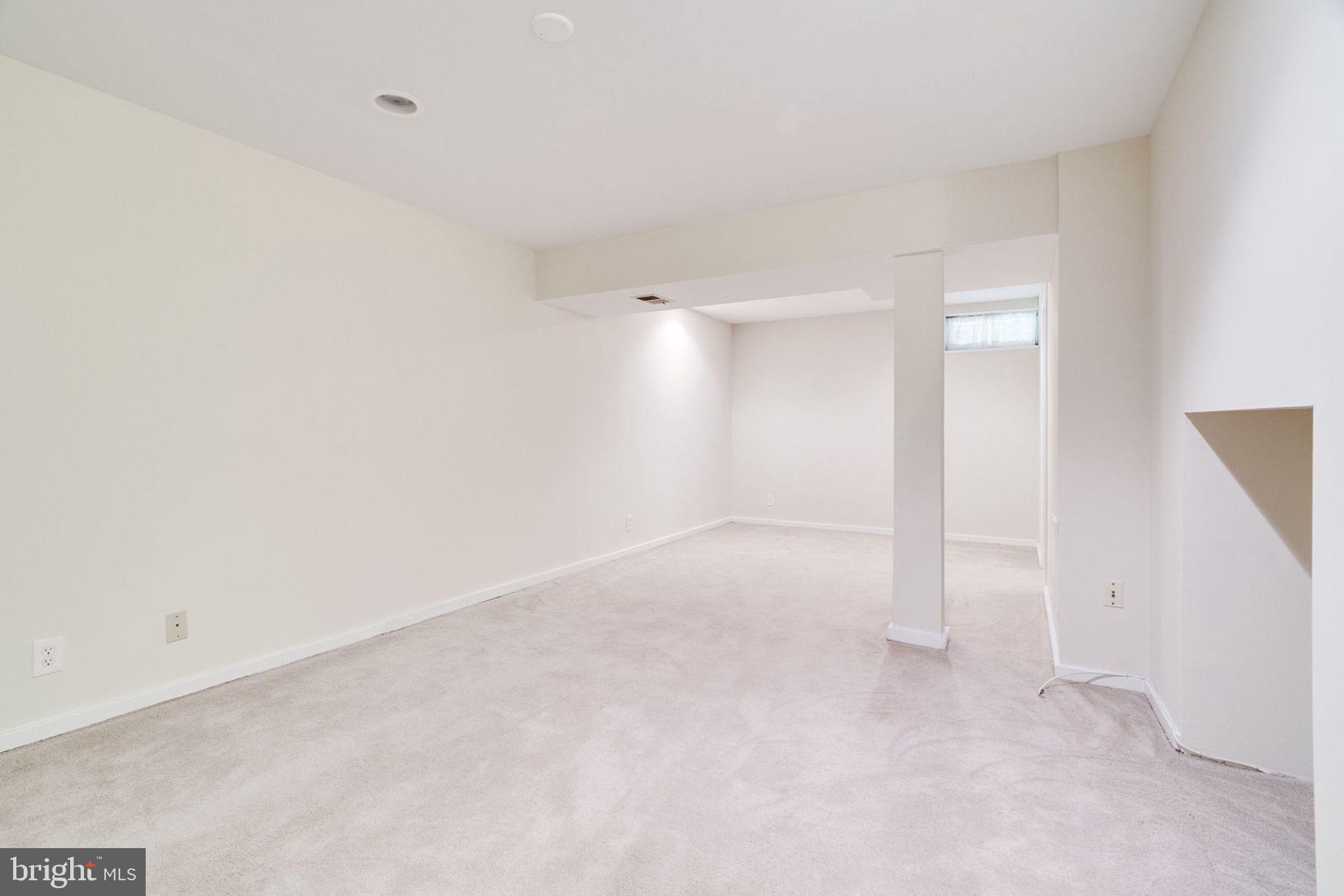 8481 Magic Tree Court Springfield, VA 22153 - Photo 33 of 48 Gallery Image 33