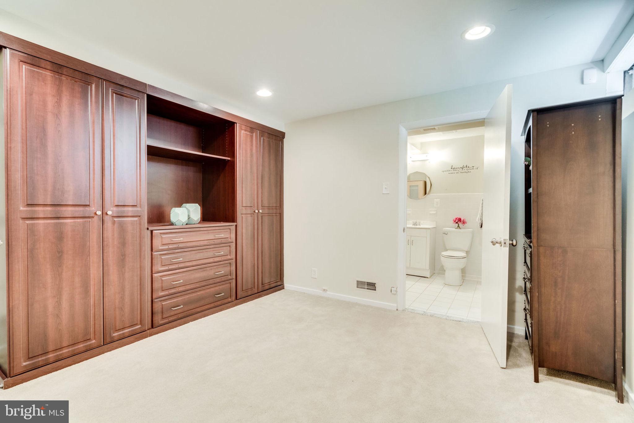 8481 Magic Tree Court Springfield, VA 22153 - Photo 37 of 48 Gallery Image 37