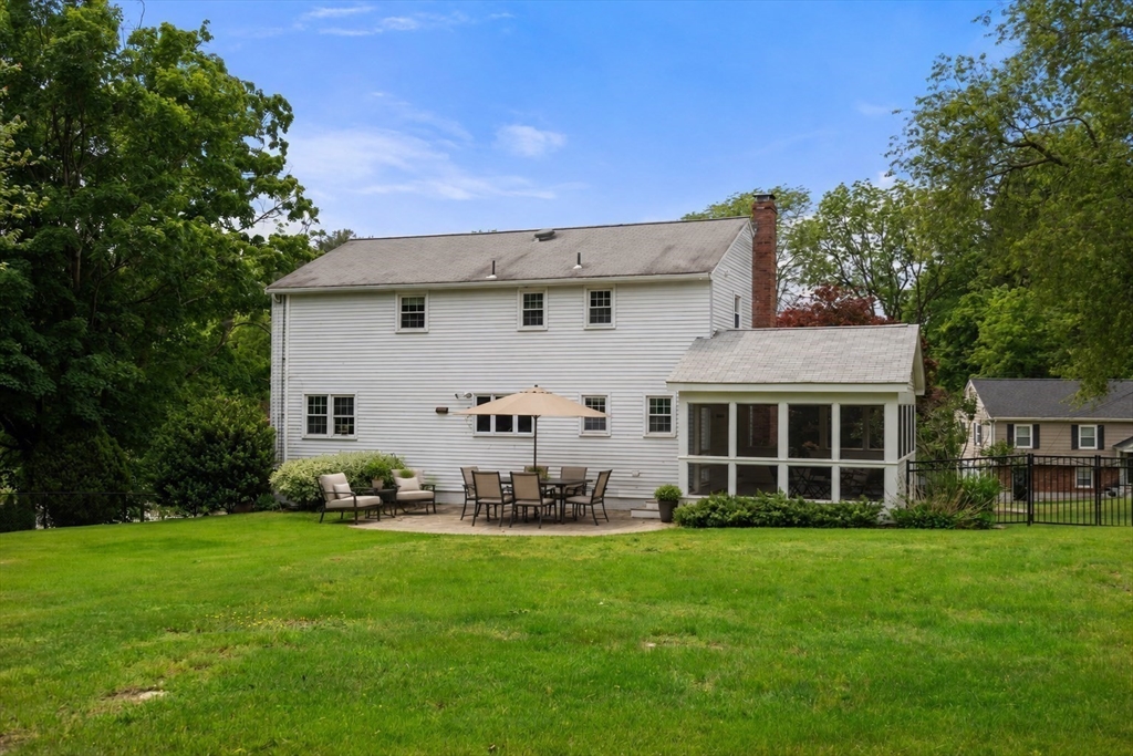 11 Fox Hill Road Framingham, MA 01701 - Photo 34 of 42